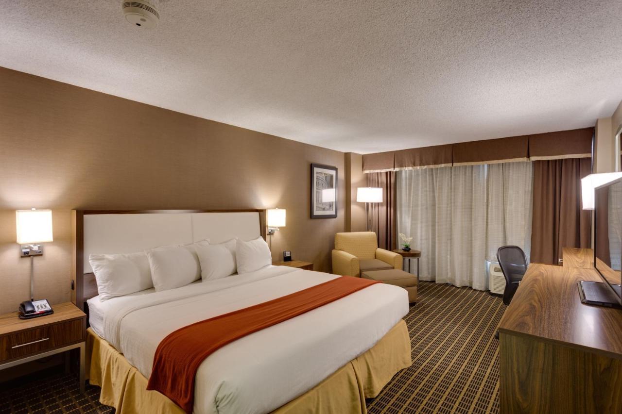 Holiday Inn Express Washington Dc Sw - Springfield By Ihg Exteriör bild