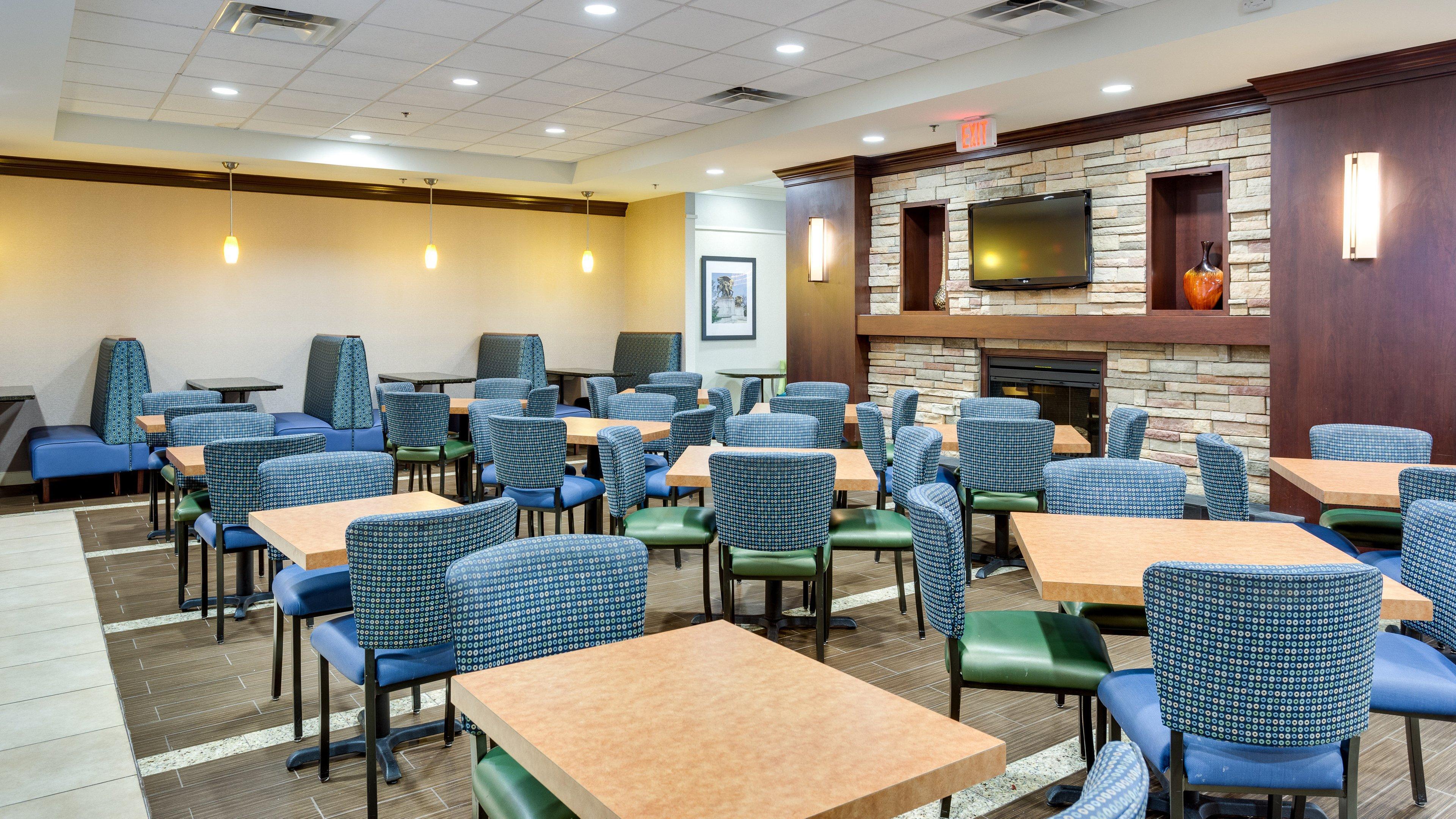 Holiday Inn Express Washington Dc Sw - Springfield By Ihg Exteriör bild