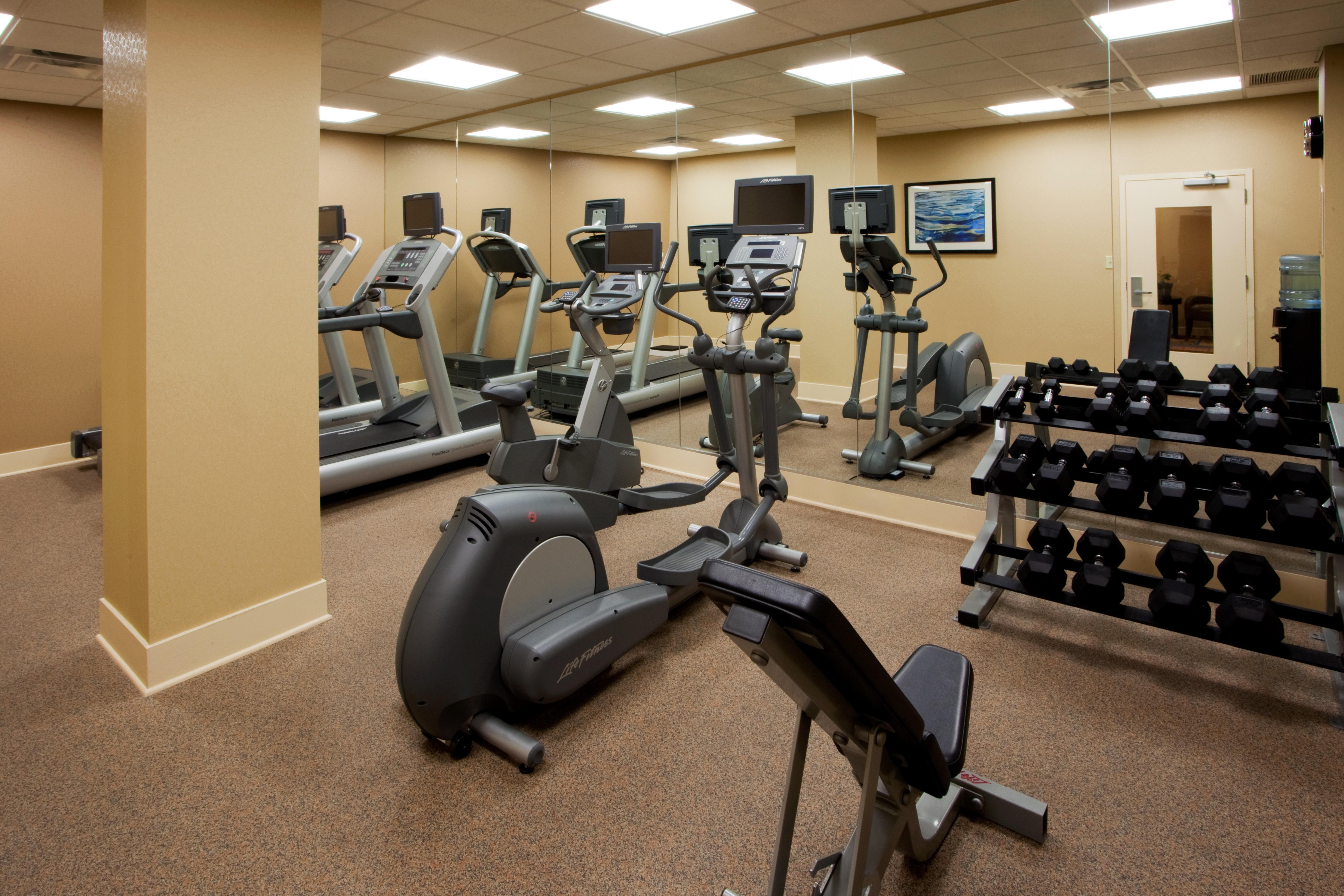 Holiday Inn Express Washington Dc Sw - Springfield By Ihg Exteriör bild