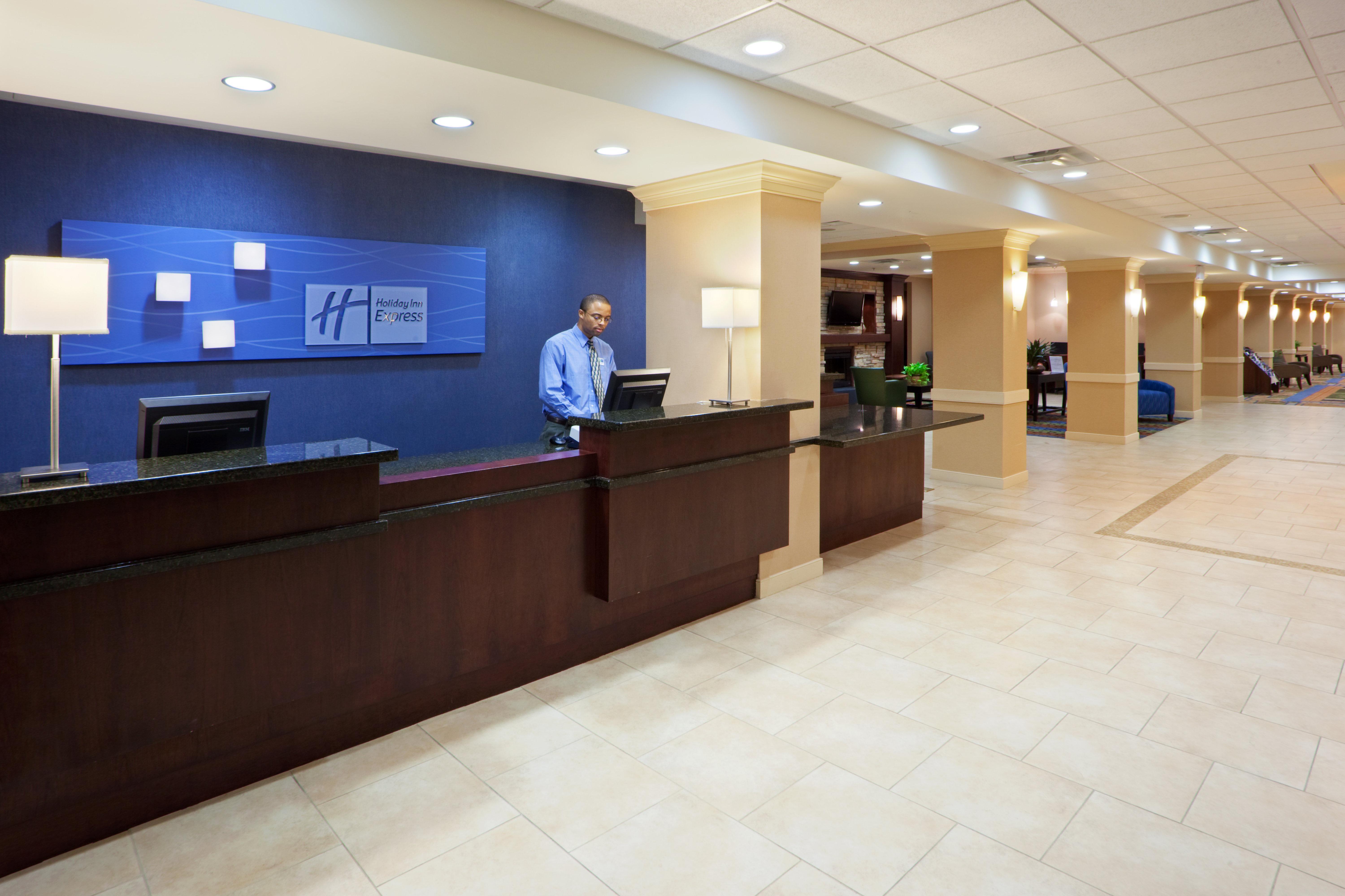 Holiday Inn Express Washington Dc Sw - Springfield By Ihg Exteriör bild