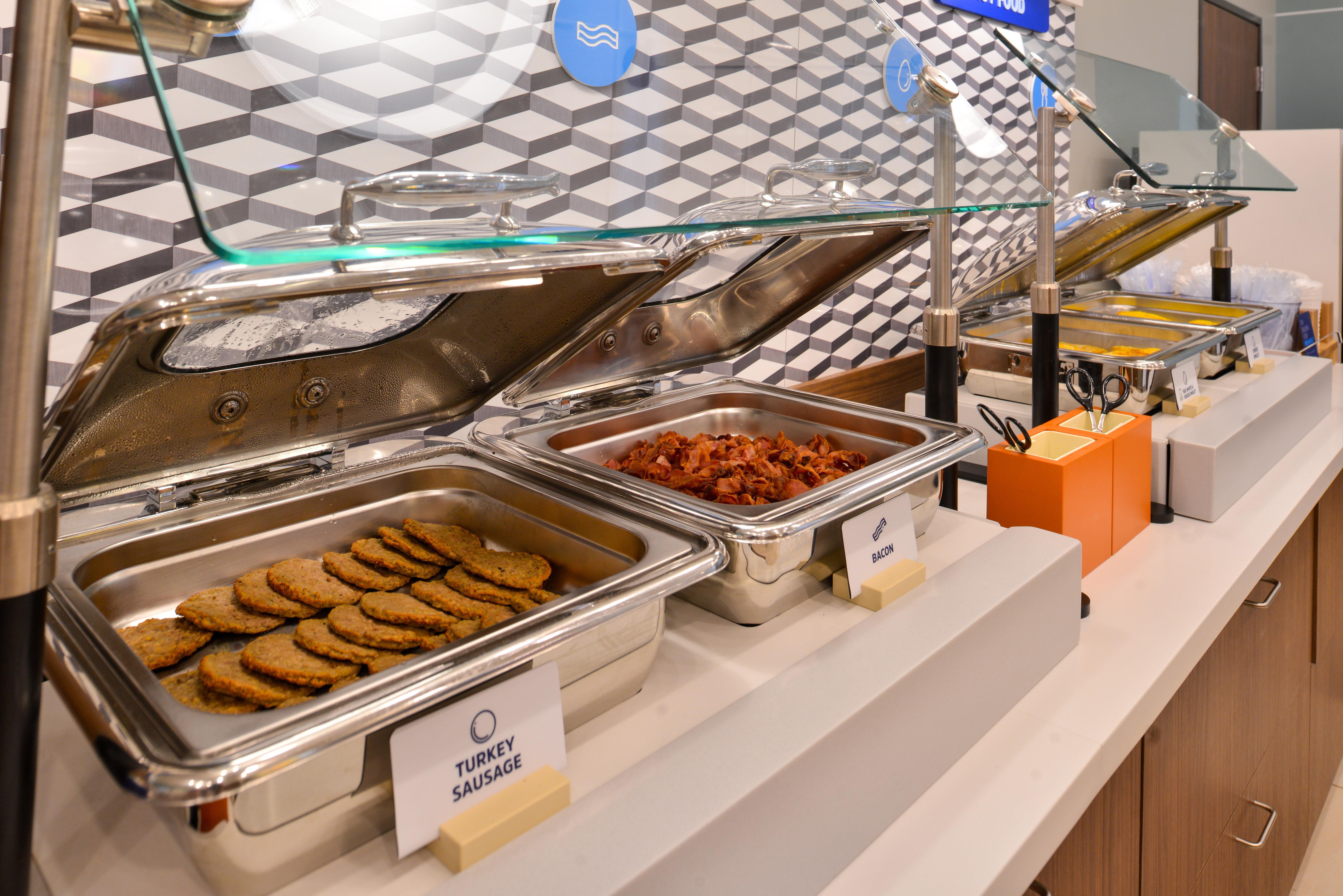 Holiday Inn Express Washington Dc Sw - Springfield By Ihg Exteriör bild