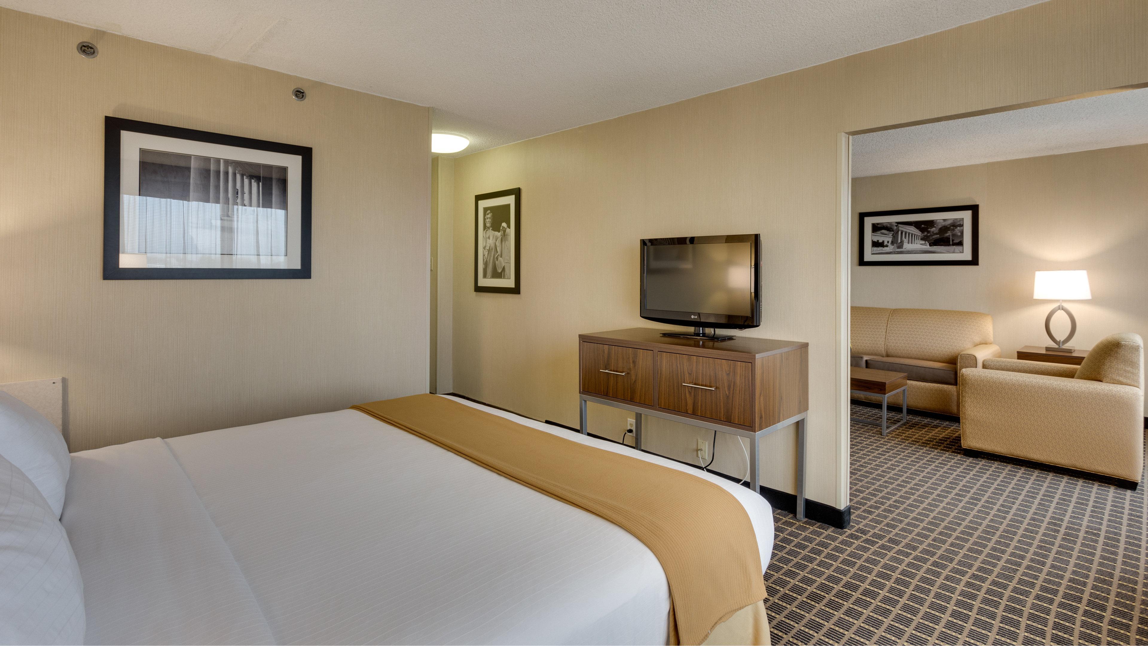 Holiday Inn Express Washington Dc Sw - Springfield By Ihg Exteriör bild