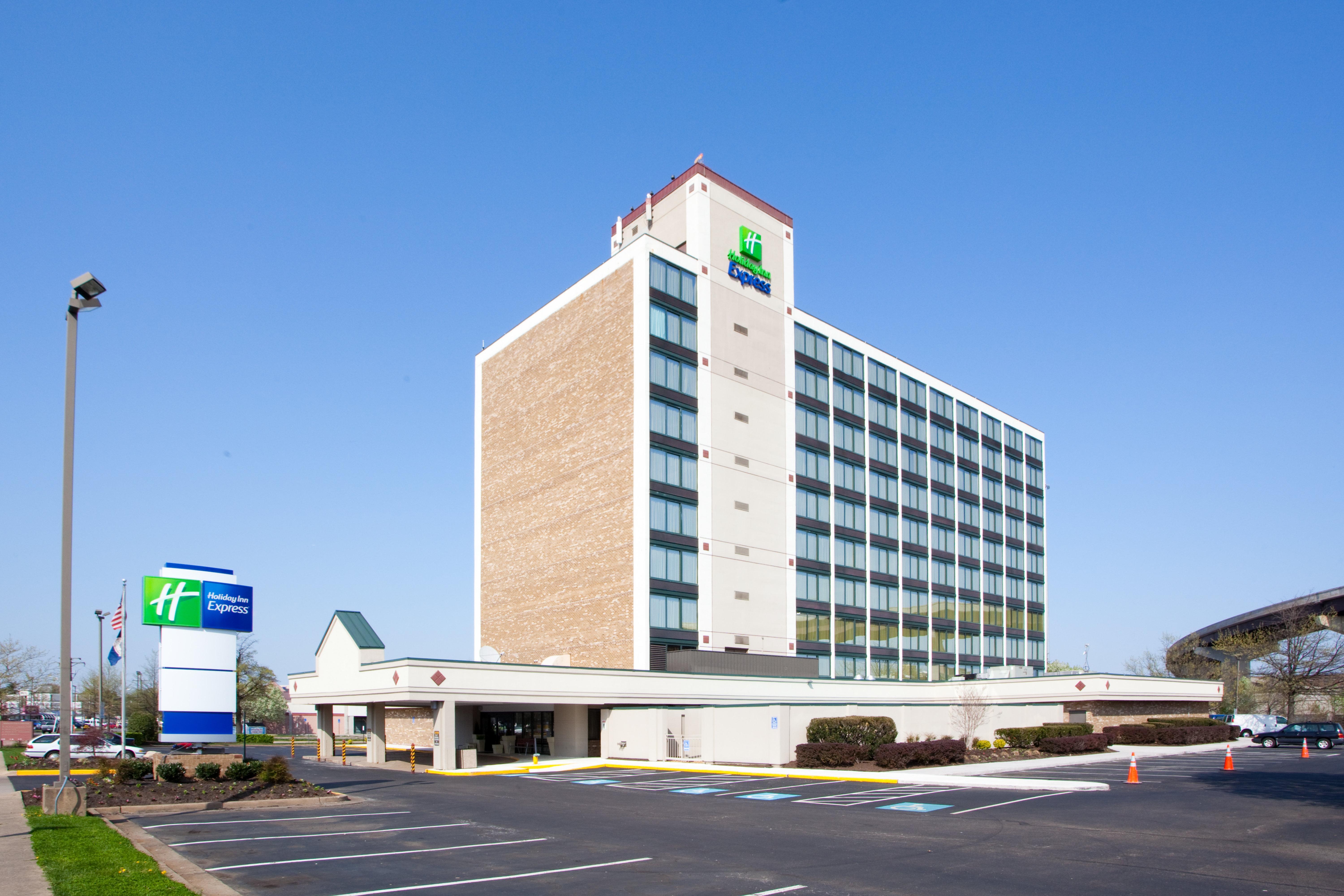 Holiday Inn Express Washington Dc Sw - Springfield By Ihg Exteriör bild